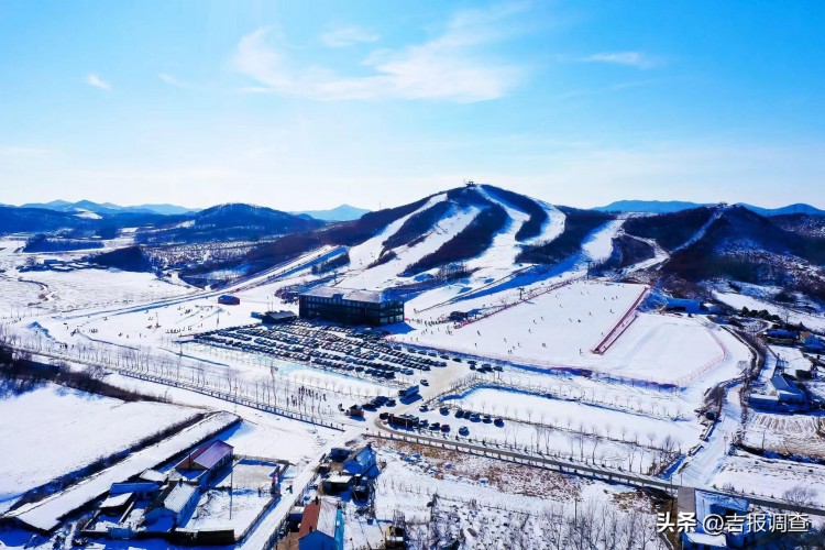 玩转冰火两重天——在吉林市吉雪滑雪场体验欢喜民俗年