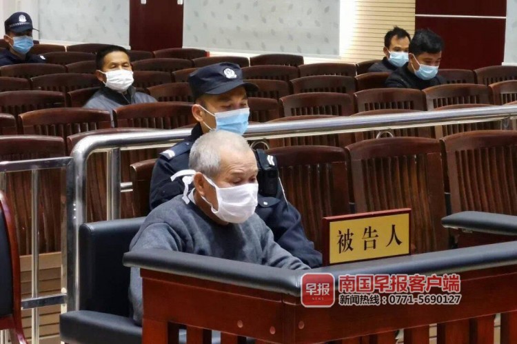 帮助朋友按摩治疗死亡，来宾男子被判一年九个月